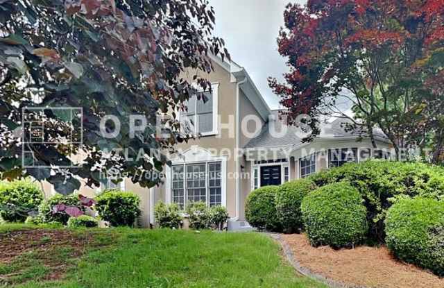 4240 Moccasin Trail