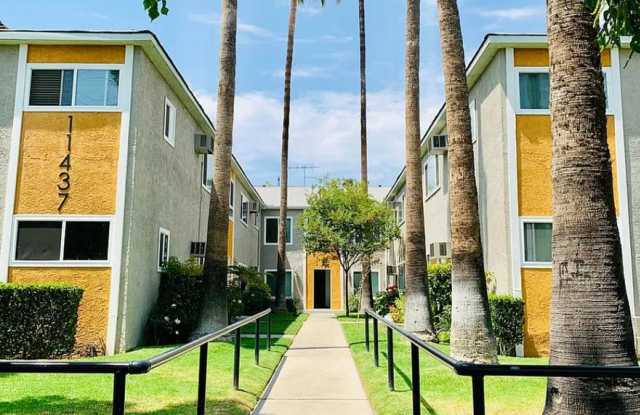 Remodeled 2BR in NoHo – Brand New Kitchen, 2 Parking Spaces, Walk to NoHo West Mall