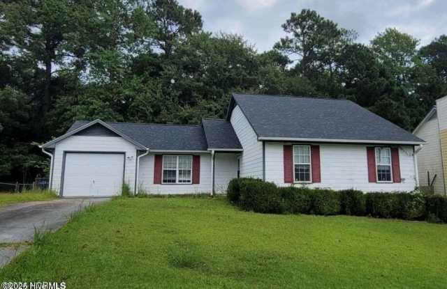 Photo of 121 Suffolk Circle