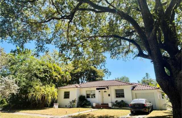 46 NW 96th St