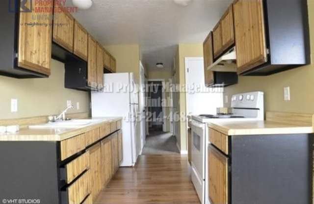 2 Bed 1 Bath Duplex