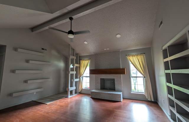 3065 North Quail Creek Drive