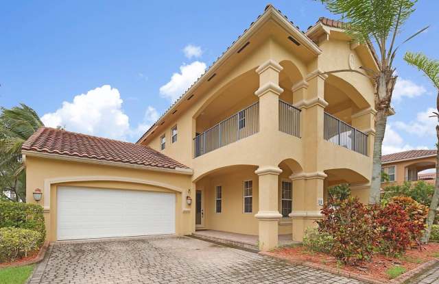 Photo of 748 Cresta Circle