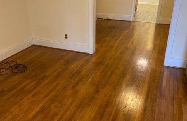 1016 N Cleveland Street