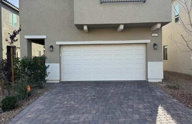 Photo of 8957 Eudora Avenue