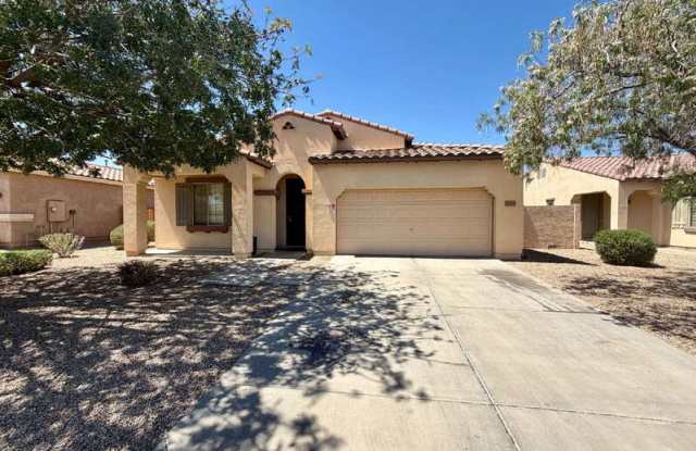 1635 North Logan Lane