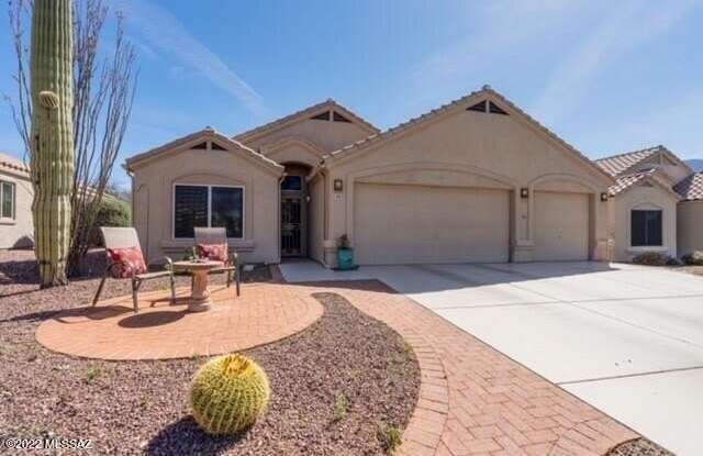 1463 E Ganymede Drive