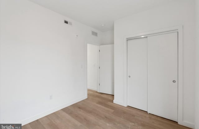 Photo of 754 S 4TH Street unit: 301