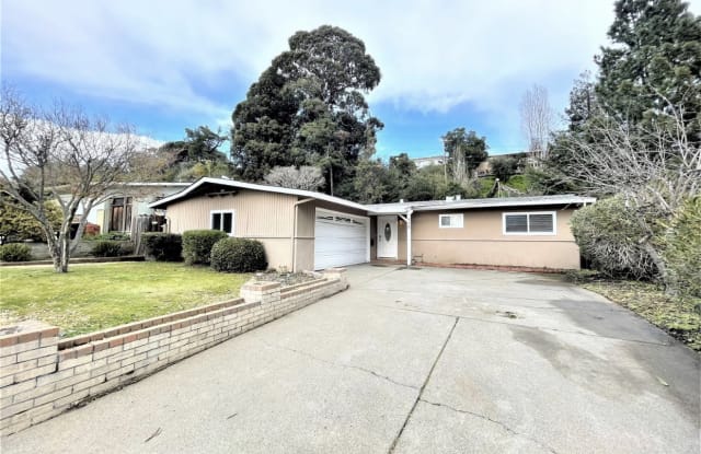 330 De Anza Dr - 330 De Anza Drive, Vallejo, CA 94589