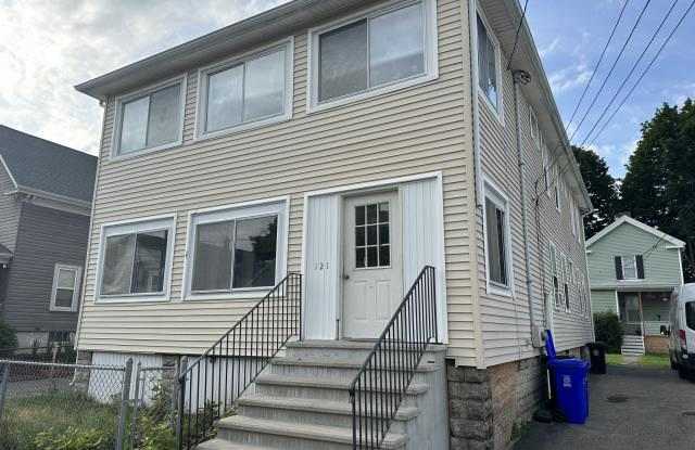 121 Oakland St.