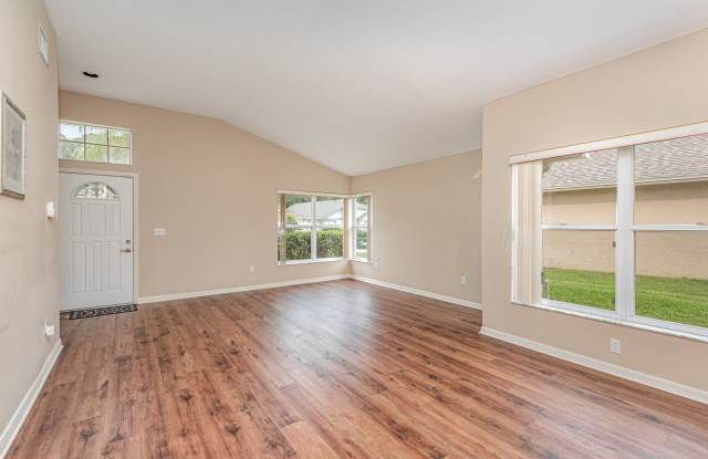 1611 Sand Key Circle