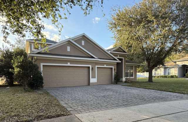 840 Kazaros Circle