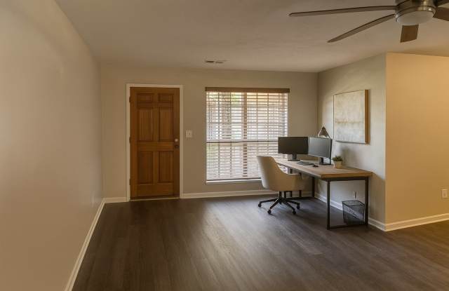 405 19th Street East