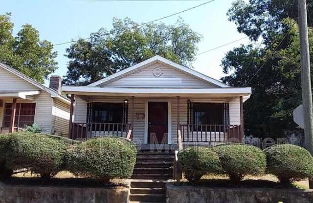 821 19th Pl SW