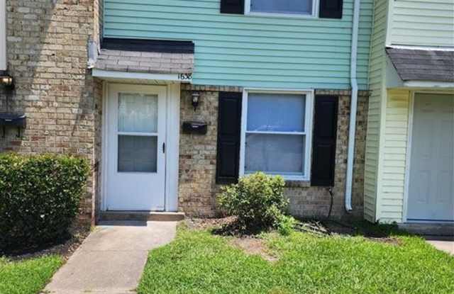 1638 Darren Circle