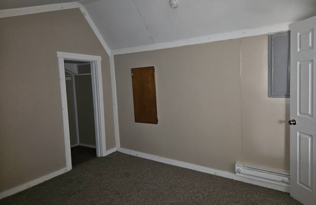 1023 East 8th Street - 3