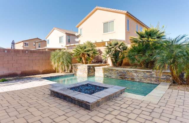 Photo of Stunning 4-Bedroom Home with Pool, Fire Pit  Solar in Boulder Ranch!