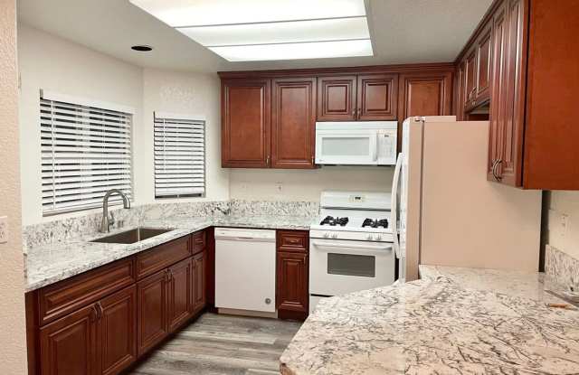 Photo of Its has that WOW Factor! Great Location and Spacious 3 Bedroom Available Early May!