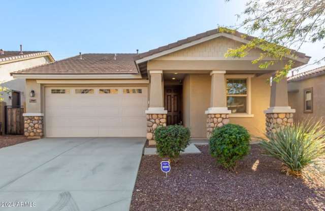 Beautiful 3 bedroom 2 bath open floor plan!