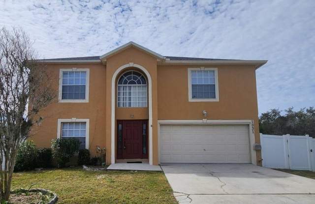 !!Apply immediately for $500 off 1st months RENT!! Gigantic 4 Bedroom, 4 Bath Poinciana Dream Home! Fenced In! - 1831 Superior Way, Poinciana, FL 34759