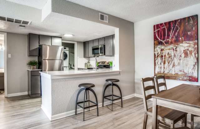 Preslee Apartments