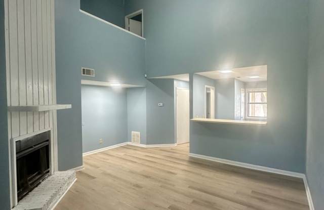 2 Bedroom/2 Bath Townhome