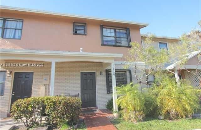 10609 NW 8th St - 10609 Northwest 8th Street, Pembroke Pines, FL 33026