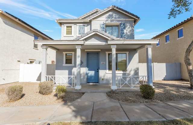 Welcome to this beautiful 3 bedroom, 2.5 bathroom home located in Avondale, AZ