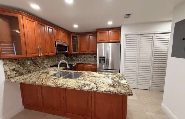 9662 Southwest 148th Avenue