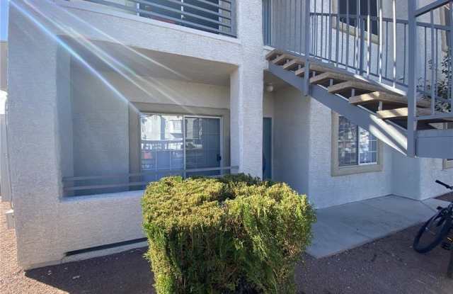 La Serena At Coral Palms