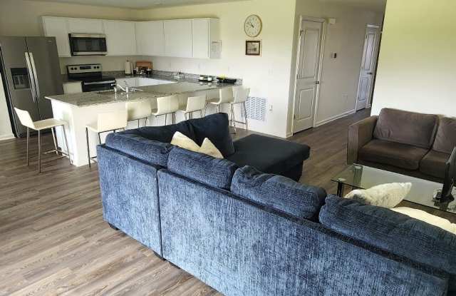 4319 Periwinkle Place