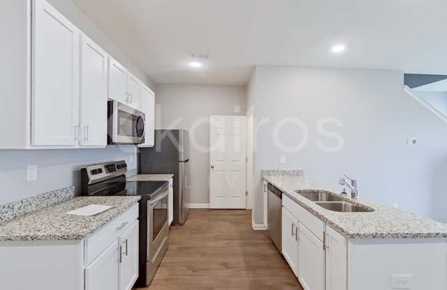 221 Long Island Drive Southwest