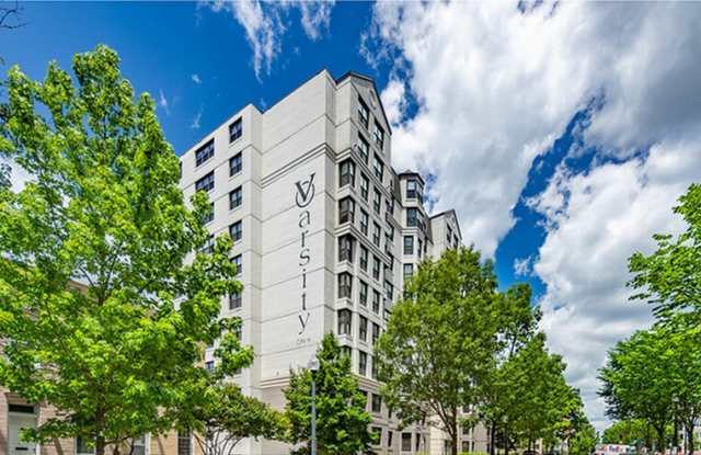 Student Housing - Varsity on K