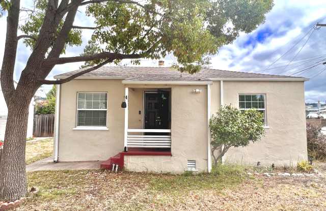 2821 Humboldt Avenue - 2821 Humboldt Avenue, Oakland, CA 94602