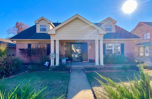 Newly Remodeled 3 Bed 2 Bath Gem in Prime OKC Location