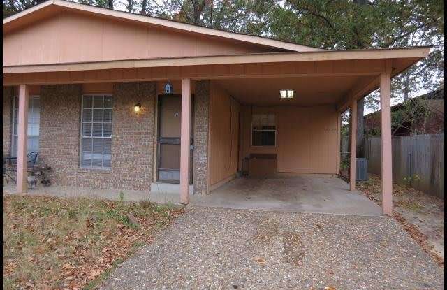 8403 E Woodview Drive A - 8403 Woodview Drive East, Sherwood, AR 72120