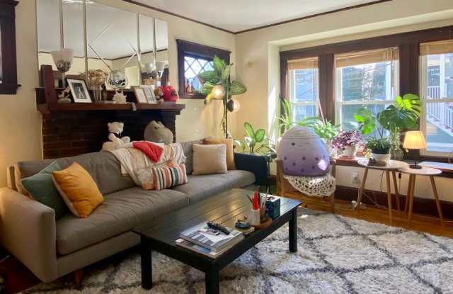 21 Sunset St #1A Boston MA 02120