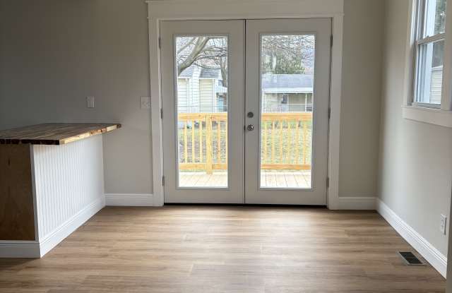 161 Horseheads Blvd