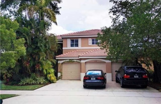 1159 Chenille Cir - 1159 Chenille Circle, Weston, FL 33327