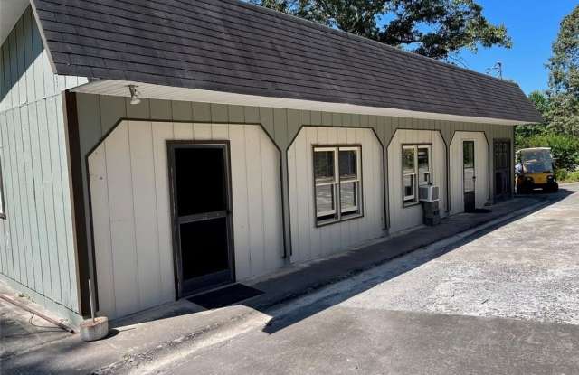 Photo of 7128 DAWSONVILLE Highway