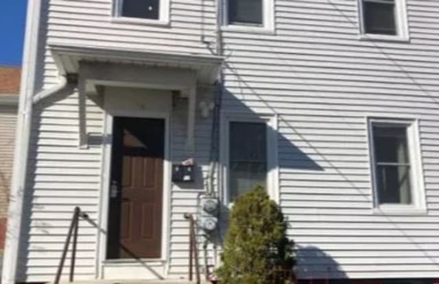 76 Preston Street 2F - 76 Preston St, Providence, RI 02906