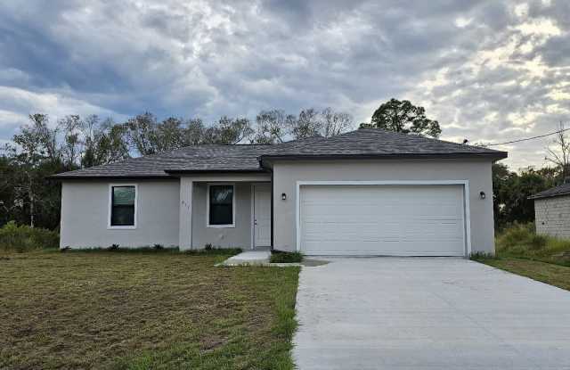 611 Greenbriar Boulevard