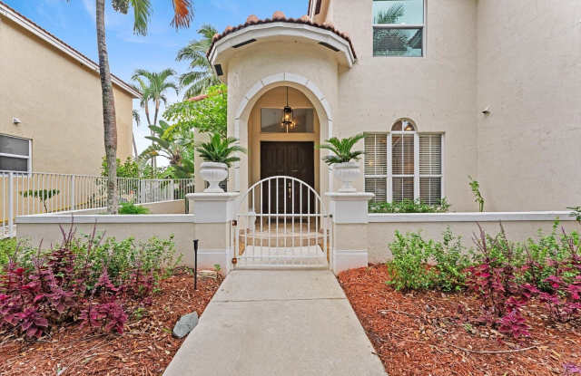 4487 NW 42nd Terrace