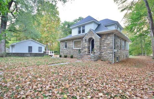 Photo of 233 Haviland Drive