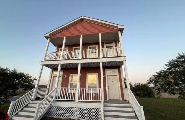 2000 A Magazine Street lot: A