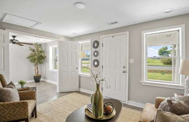 Photo of 3406 East River Road