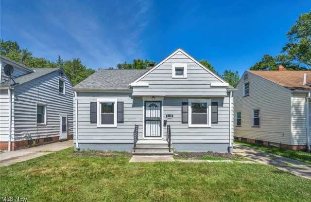 Photo of 5161 Greenhurst Drive