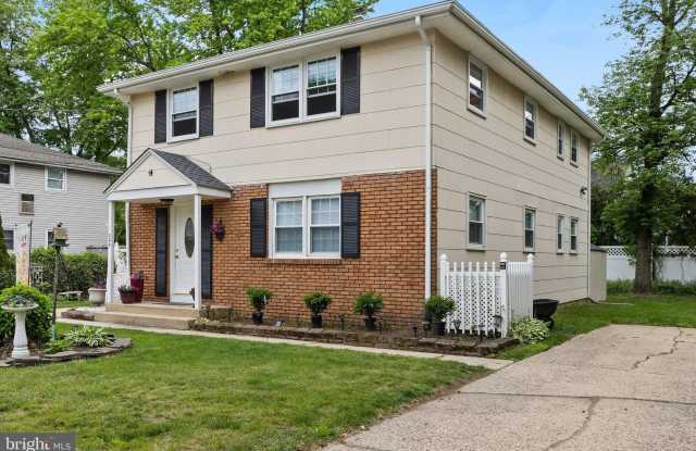 295 LANDER Drive