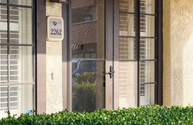 2262 Martinique | The Colony | Unfurnished