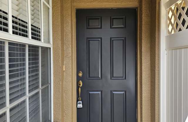 2 Bedroom, 1.5 bath townhome in gated community in New Tampa